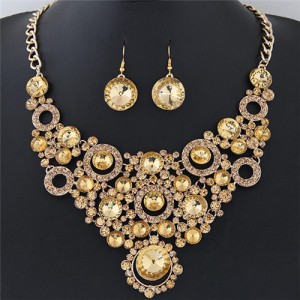 Shining Flower Hoops Cluster Chunky Fashion Necklace and Earrings Set - Golden