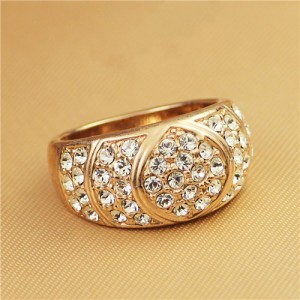 Shining Rhinestone Embellished Classical Chunky Style Rose Gold Ring
