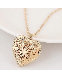 Hollow Floral Style Heart Picture Holder Pendant Design Fashion Necklace - Golden
