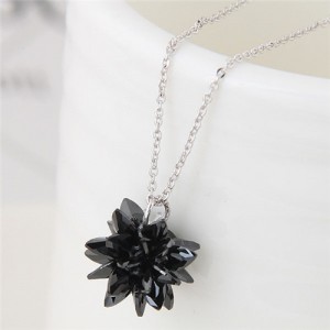 Dimensional Ice Flower Pendant Fashion Necklace - Black