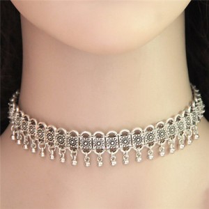 High Fashion Tiny Bells Alloy Fashion Choker Necklace