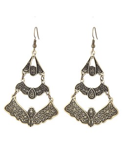 Vintage Vine Engravings Hollow Triple Layers Waterdrop Design Fashion Stud Earrings - Golden