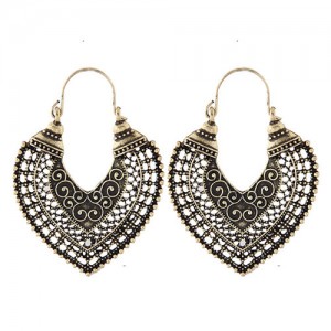 Vintage Hollow Vine Style Heart Shape Ear Clips - Golden