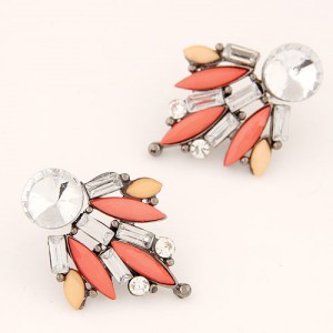 Shining Floral Pattern Rhinestone and Resin Gem Fashion Stud Earrings - Pink
