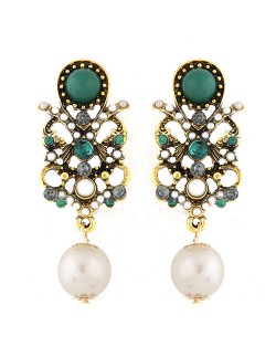 Gem and Pearl Embellished Vintage Style Green Fashion Stud Earrings