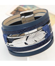 Alloy Feather Decorated Multiple Elements Wide Magnetic Lock Fashion Bangle - Blue