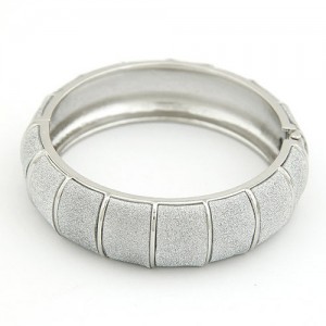 Graceful Dull Polish Texture Joints Fashion Bangle - Silver
