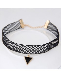 Graceful Rose Decorated Party Fashion Lace Choker Necklace