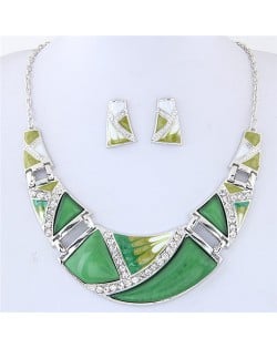 Rhinestone Inlaid Oil Spot Glazed Split Joint Fashion Statement Necklace and Earrings Set - Green