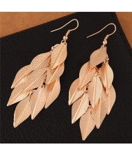 High Fashion Leaves Dangling Alloy Fashion Earrings - Golden