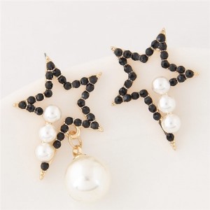 Czech Rhinestone and Pearl Embellished Asymmetric Lucky Star Fashion Earrings - Black