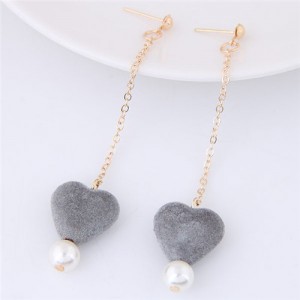 Fluffy Heart and Pearl Pendants Dangling Stud Earrings - Gray