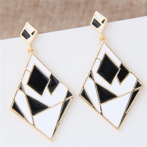 Contrast Colors Artistic Rhombus Fashion Stud Earrings - Black and White