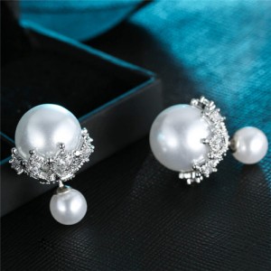 Pearl Inlaid Delicate Hollow-out Floral Tray Decoration Design Fashion Stud Earrings