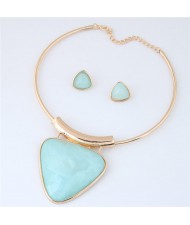 Cute Triangle Resin Gem Golden Alloy Fashion Necklet and Stud Earrings Set - Teal