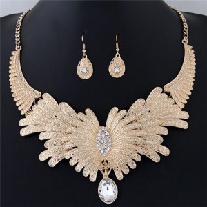 Rhinestone Embellished Exaggerated Feather Fashion Statement Necklace and Earrings Set - Golden