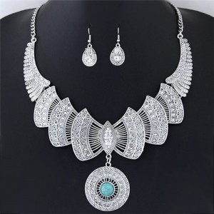 Rhinestone Decorated Feather Inspired Hollow-out with Round Pendant Fashion Necklace and Earrings Set - Silver and Teal