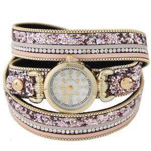 Tiny Sequins Embellished Triple Layers Vintage Fashion Golden Women Wrist Watch - Pink