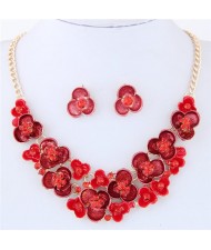 Prosperious Flowers Cluster Design Fashion Statement Necklace and Earrings Set - Red