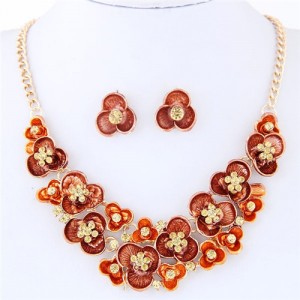 Prosperious Flowers Cluster Design Fashion Statement Necklace and Earrings Set - Champagne