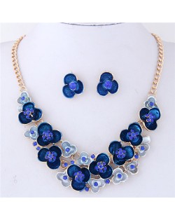 Prosperious Flowers Cluster Design Fashion Statement Necklace and Earrings Set - Blue