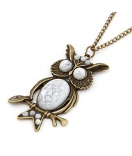 Gem Embellished Vintage Night Owl Pendant Fashion Necklace - White