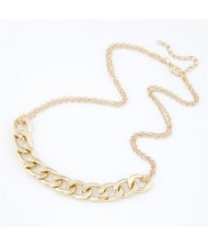 Chunky Chain Pendant Golden High Fashion Short Costume Necklace
