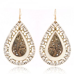 Hollow Leave Inlaid Waterdrop Shape Vintage Weaving Fashion Stud Earrings - White