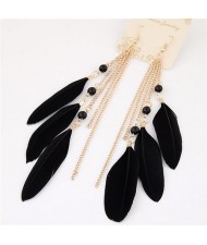 Bohemian Fashion Dangling Feather and Chain Tassel Design Earrings - Black