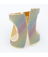Hollow Style High Fashion Fan-shape Design Dull Polished Texture Wide Golden Costume Bangle - Gradient Color