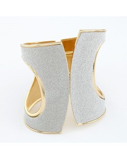 Hollow Style High Fashion Fan-shape Design Dull Polished Texture Wide Golden Costume Bangle