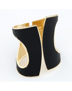Hollow Style High Fashion Fan-shape Design Leather Texture Wide Golden Costume Bangle - Black