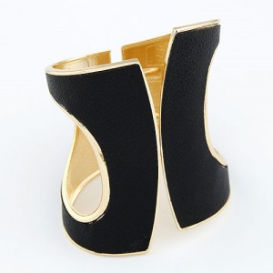 Hollow Style High Fashion Fan-shape Design Leather Texture Wide Golden Costume Bangle - Black