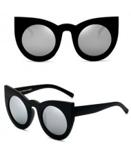 8 Colors Available Bold Frame Super Cool Cat Eye Shape High Fashion Sunglasses