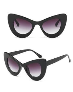 8 Colors Available Butterfly Shape Bold Frame Summer Beach Fashion Sunglasses