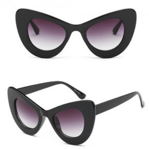 Butterfly Shape Bold Frame Summer Beach Fashion Sunglasses