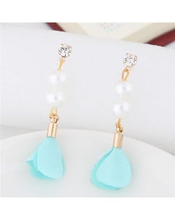 Korean Fashion Flower and Pearl Combo Design Graceful Fashion Stud Earrings - Green
