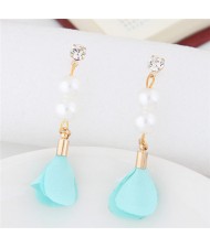 Korean Fashion Flower and Pearl Combo Design Graceful Fashion Stud Earrings - Green