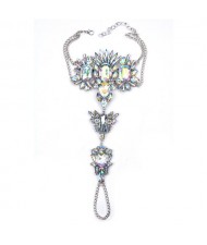 Shining Exaggerating Rhinestone Floral Style Women Fashion Anklet - Luminous White