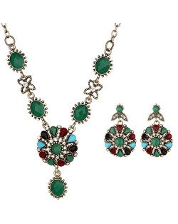 Resin Gems and Rhinestone Embellished Vintage Floral Style Costume Necklace and Earrings Set - Green