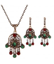 Rhinestone Inlaid Shining Palm Fashion Necklace and Earrings Set - Green