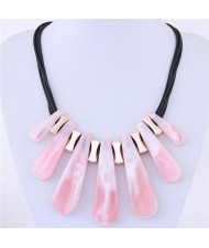 Acrylic Waterdrops Design Fashion Statement Necklace - Pink