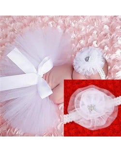 White Lace Floral Design Cute Bowknot Baby Hair Band and Dress Set