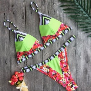 Cutie Red Flowers Decorated Green Geometric Elements Jointed Swimwear