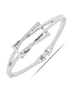 Rhinestone Inlaid Graceful Bowknot Design Alloy Bangle - Silver