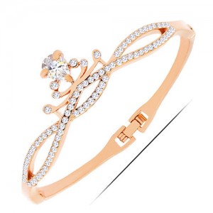 Cubic Zirconia and Rhinestone Embellished Queen Crown Design Fashion Bangle - Golden