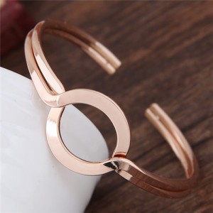 Simple Artistic High Fashion Alloy Bangle - Golden