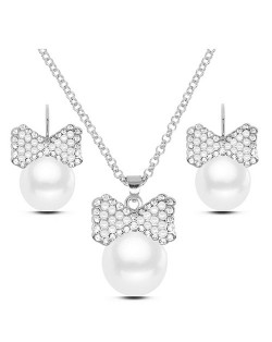 Rhinestone Embellished Pearl Fashion Necklace and Earrings Set - Silver