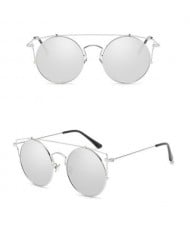 6 Colors Available Simple Frame Cat Eye Design Fashion Sunglasses