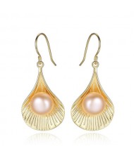 2 Colors Available Pearl in the Shell Design 925 Sterling Silver Ear Clips